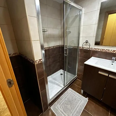 Quiet And Cozy Family 50m From In Appartement