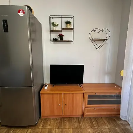 Quiet And Cozy Family 50m From In *